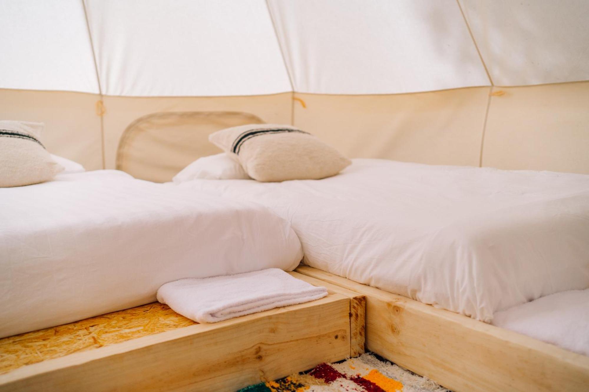 Glamping Zone Montanejos Hotel ภายนอก รูปภาพ